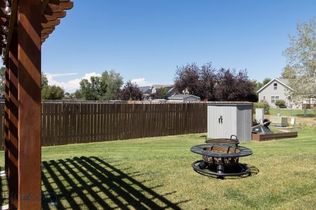 1013 E Missoula Avenue, Belgrade, MT 59714