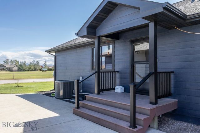 1013 E Missoula Avenue, Belgrade, MT 59714