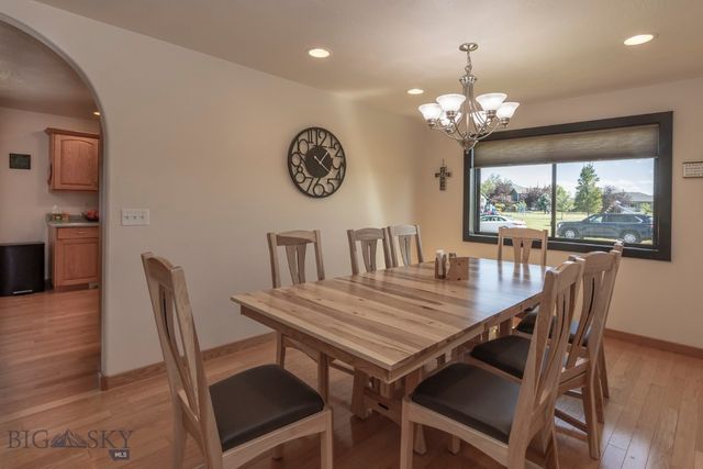 1013 E Missoula Avenue, Belgrade, MT 59714