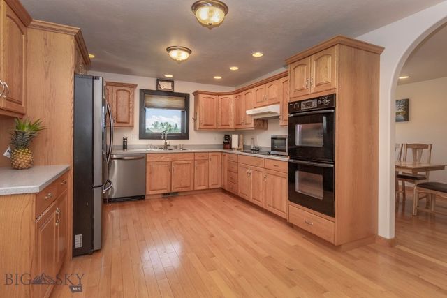 1013 E Missoula Avenue, Belgrade, MT 59714
