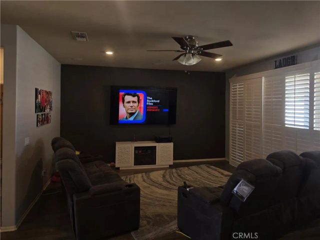 1062 Viscano Court, Perris, CA 92571