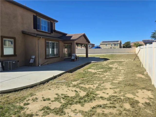 1062 Viscano Court, Perris, CA 92571