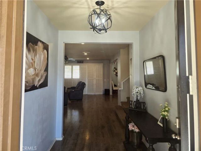 1062 Viscano Court, Perris, CA 92571