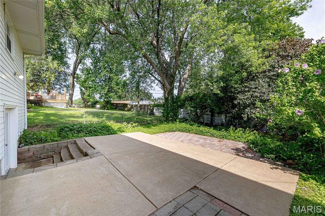 103 Canary Lane, St Charles, MO 63301