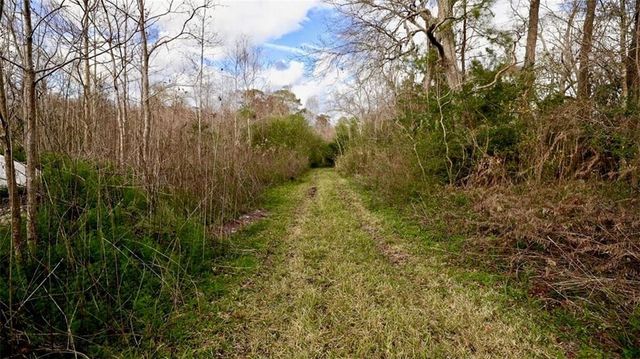 Parker Road, Sulphur, LA 70663