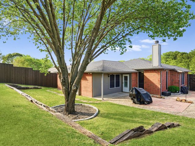 1918 Winter Pass Trail, Arlington, TX 76002