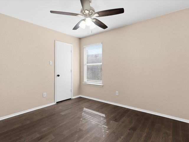 1918 Winter Pass Trail, Arlington, TX 76002