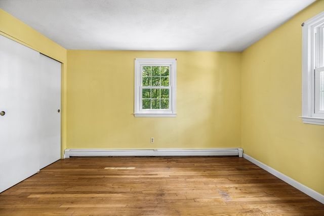 137 Catherine Dr, Abington, MA 02351