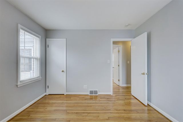 20916 Vernier Road, Harper Woods, MI 48225