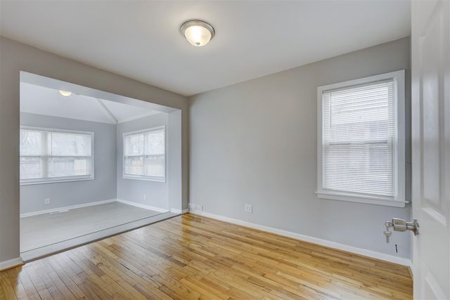 20916 Vernier Road, Harper Woods, MI 48225