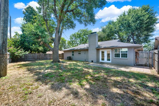 2309 Indian Creek Drive, Irving, TX 75060
