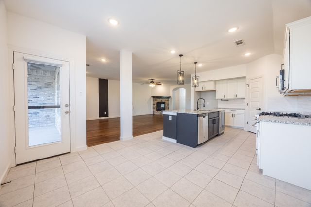 1644 Pegasus Drive, Forney, TX 75126