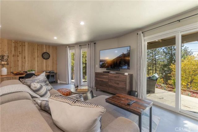 27482 Matterhorn, Lake Arrowhead, CA 92352