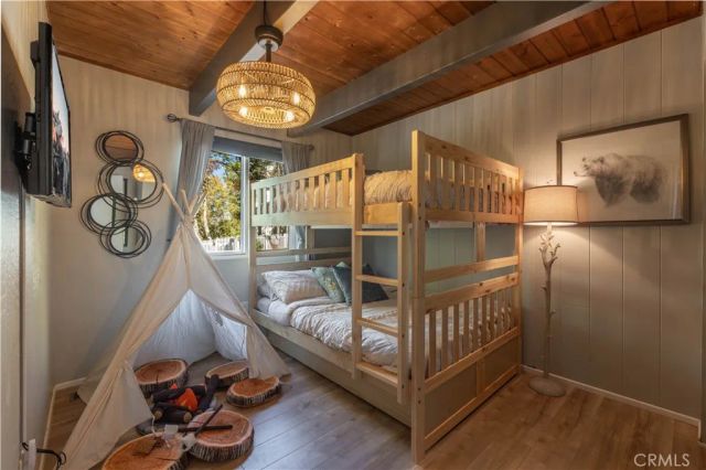 27482 Matterhorn, Lake Arrowhead, CA 92352