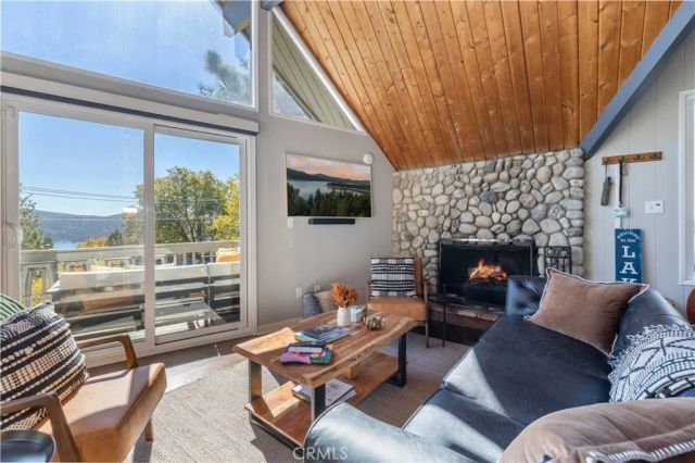 27482 Matterhorn, Lake Arrowhead, CA 92352