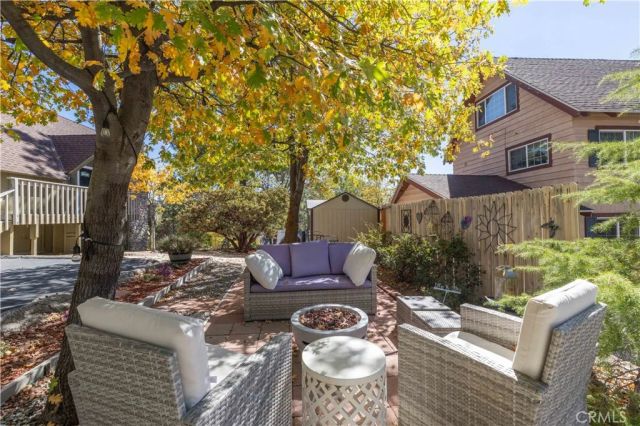 27482 Matterhorn, Lake Arrowhead, CA 92352