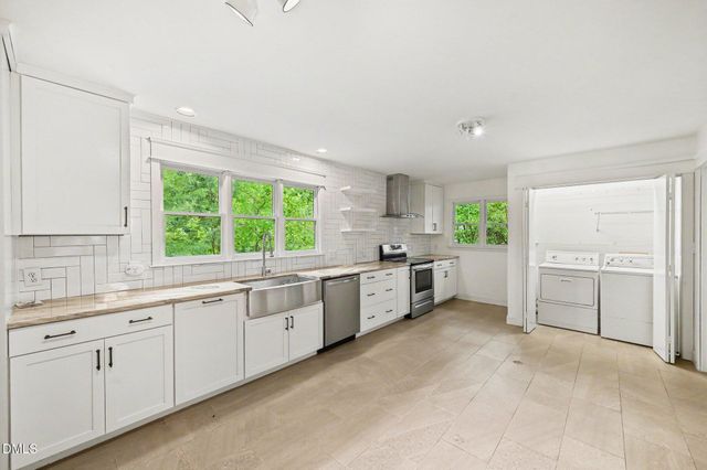 213 Hillsborough Street, Chapel Hill, NC 27514