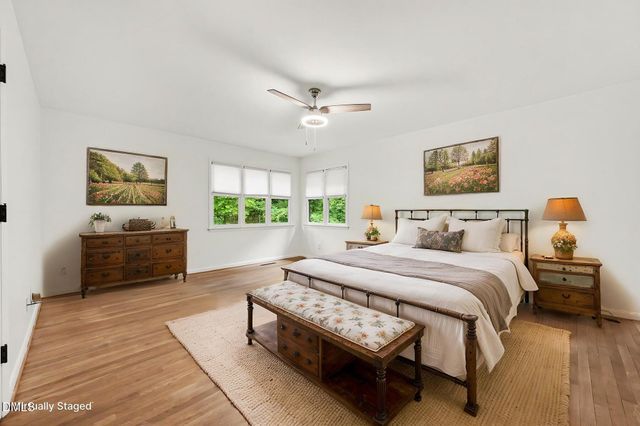 213 Hillsborough Street, Chapel Hill, NC 27514