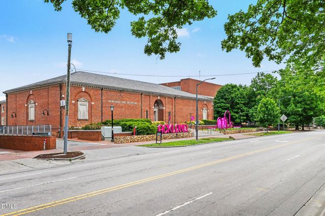 213 Hillsborough Street, Chapel Hill, NC 27514