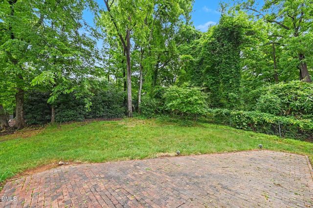 213 Hillsborough Street, Chapel Hill, NC 27514
