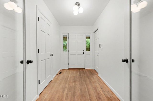 213 Hillsborough Street, Chapel Hill, NC 27514