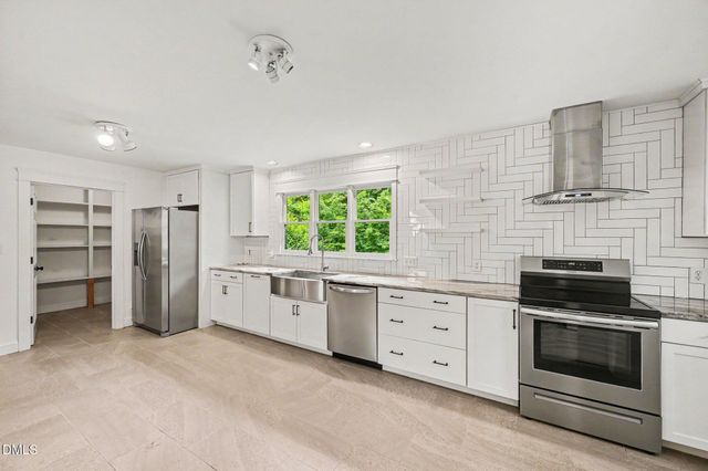 213 Hillsborough Street, Chapel Hill, NC 27514