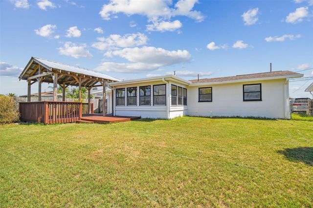 13617 FRANCES AVENUE, Hudson, FL 34667