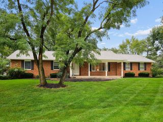 2670 Geyerwood Court, Grove City, OH 43123