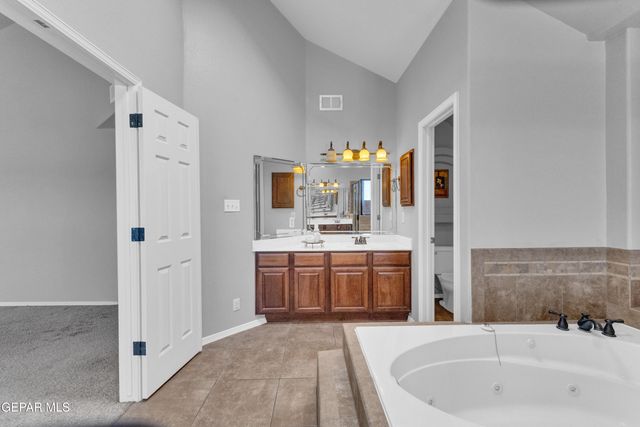 12000 STANSBURY Drive, El Paso, TX 79928