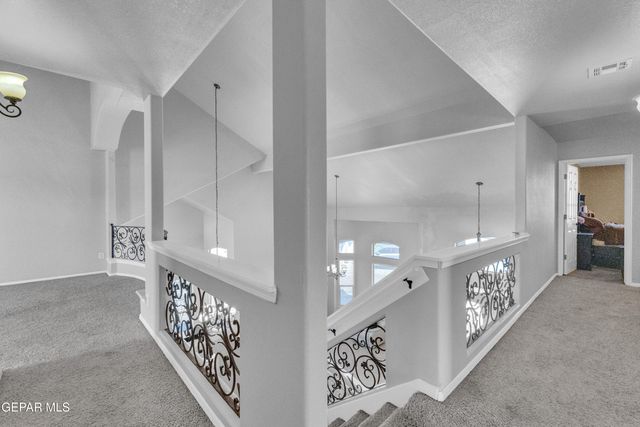 12000 STANSBURY Drive, El Paso, TX 79928
