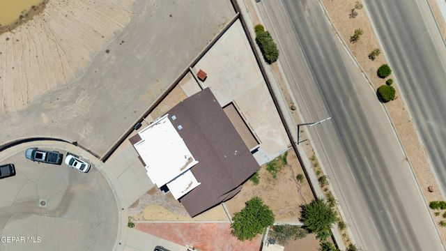 12000 STANSBURY Drive, El Paso, TX 79928