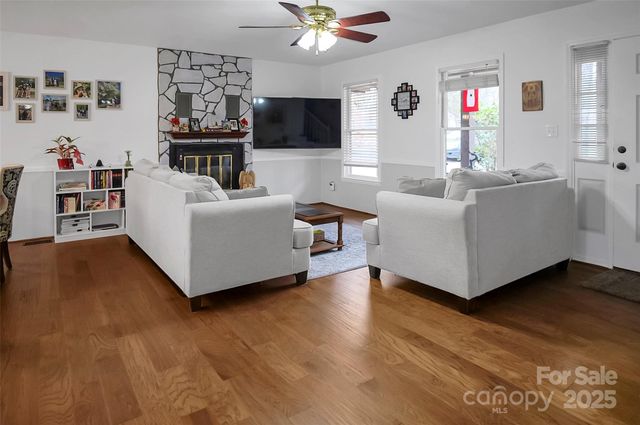 401 Saddlewood Drive, Gastonia, NC 28056