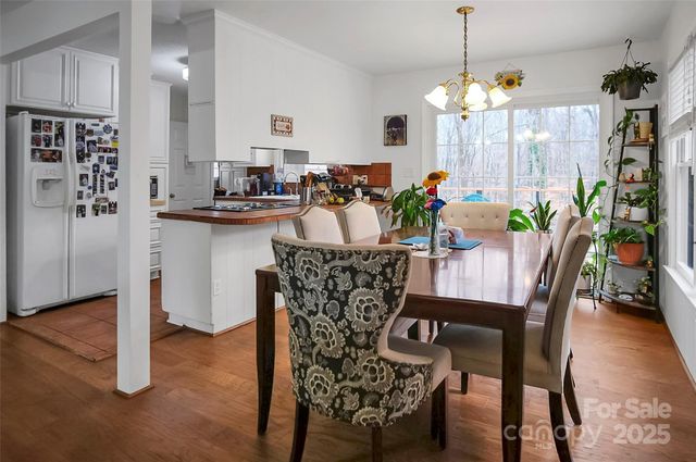 401 Saddlewood Drive, Gastonia, NC 28056