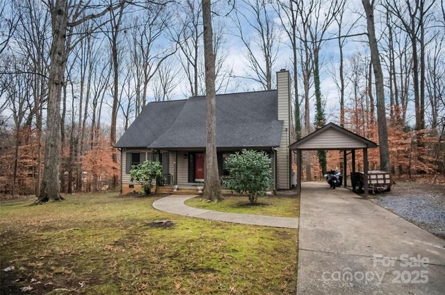 401 Saddlewood Drive, Gastonia, NC 28056