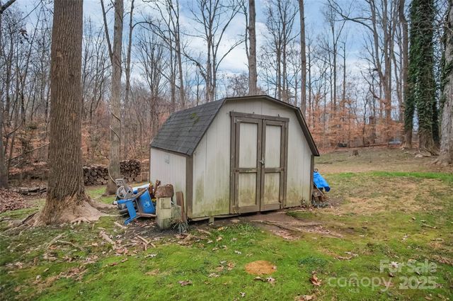 401 Saddlewood Drive, Gastonia, NC 28056