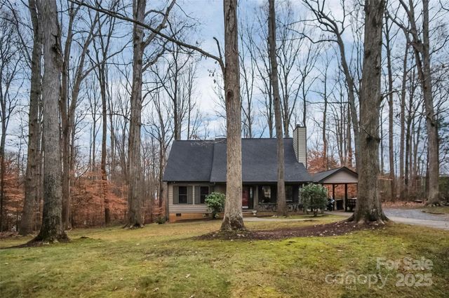 401 Saddlewood Drive, Gastonia, NC 28056