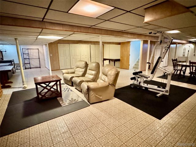 13770 WHITE CAP Drive, Sterling Heights, MI 48313