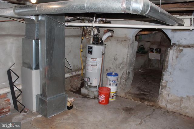 1407 S 9TH ST, Camden, NJ 08104