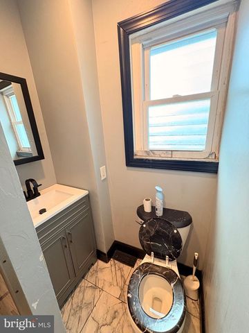 1407 S 9TH ST, Camden, NJ 08104