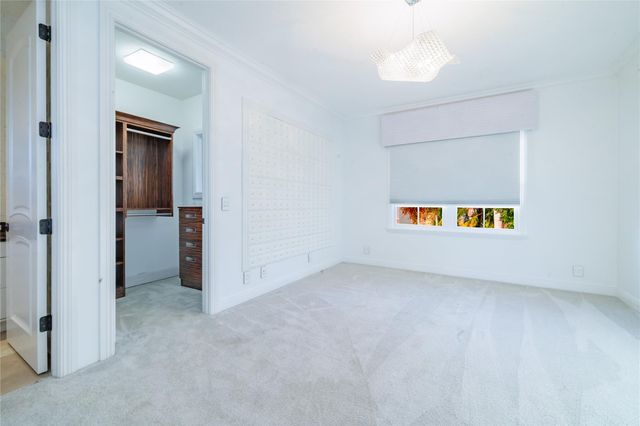 5660 Lago Del Sol Drive, Lake Worth, FL 33449