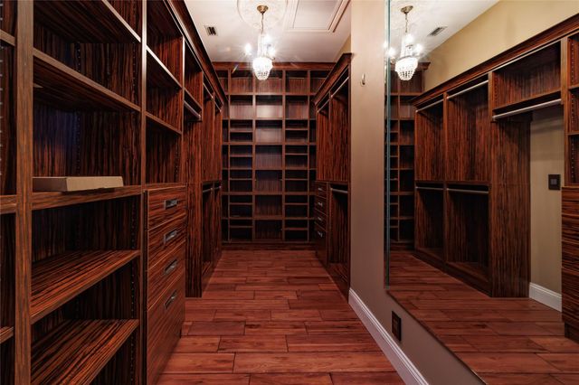 5660 Lago Del Sol Drive, Lake Worth, FL 33449