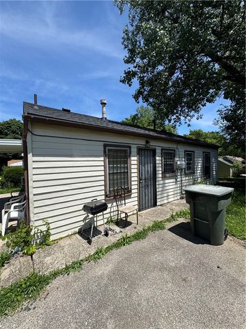 104 N Halloway Street, Dayton, OH 45417