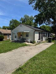 104 N Halloway Street, Dayton, OH 45417