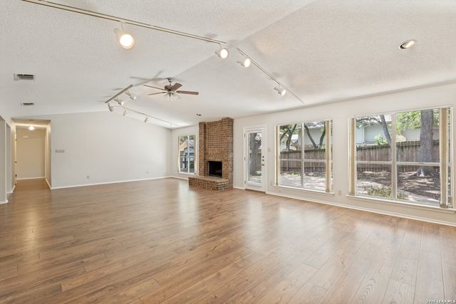 13706 Oak Pebble, San Antonio, TX 78232