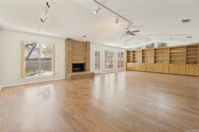 13706 Oak Pebble, San Antonio, TX 78232