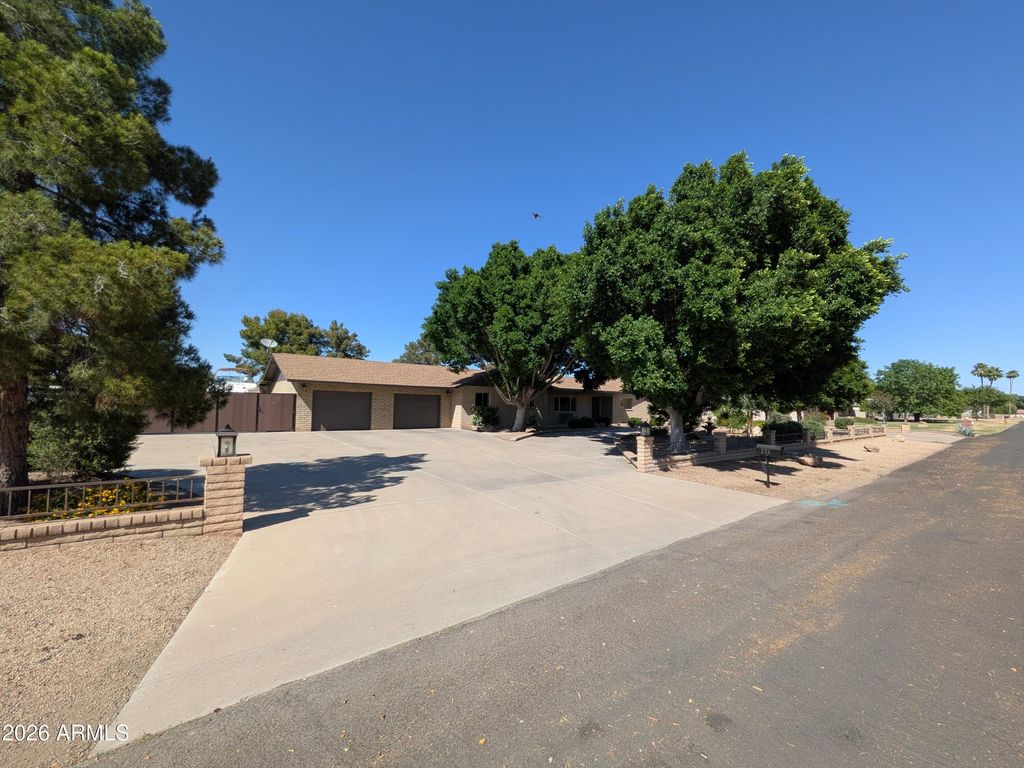 224 E CAMPBELL Road, Chandler, AZ 85225 — photo 3