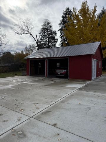 979 Granville Road, Newark, OH 43055