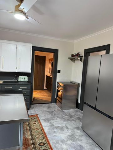 979 Granville Road, Newark, OH 43055