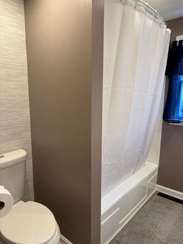 979 Granville Road, Newark, OH 43055