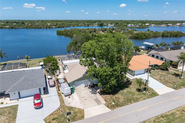 174 SPRING LAKE BOULEVARD NW, Port Charlotte, FL 33952
